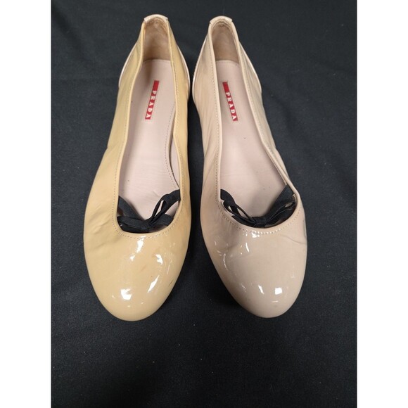 Prada Beige Patent Leather Ballet Flats Size 38 / 7.5 Discolored See Photos - Picture 2 of 7